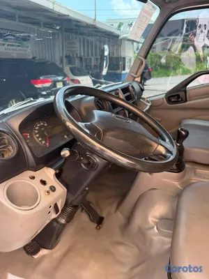 camiones y vehiculos pesados - Hino 300 Furgon 2020 2