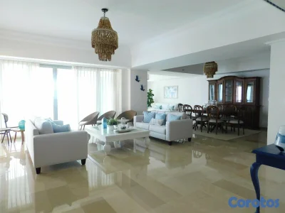 Apartamento amueblado en Malecon Center con vista 