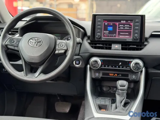 jeepetas y camionetas - Toyota RAV4 XLE 2022 9