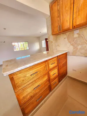 casas - CASA EN ALQUILER  en  Segundo Nivel próx. Avenida  10