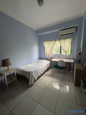 apartamentos - vendo Gazcue segundo nivel con terraza 4 habitaciones 2.5 baños dos parqueos  7
