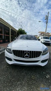 Mercedes benz c300 2017 