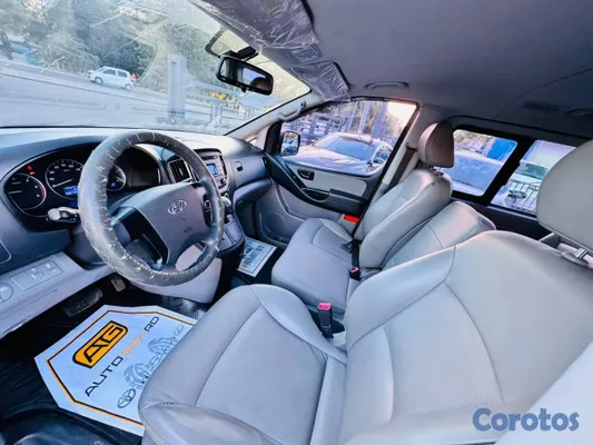 jeepetas y camionetas - HYUNDAI GRAND STAREX IMPORTADA 2021 | 12 PASAJEROS 14