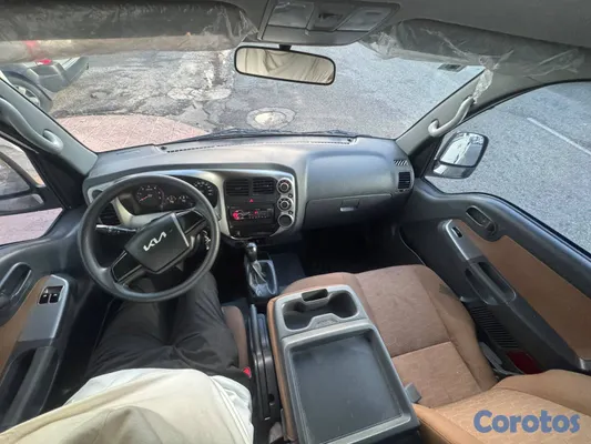 camiones y vehiculos pesados - Se vende camión Kia K2700 8