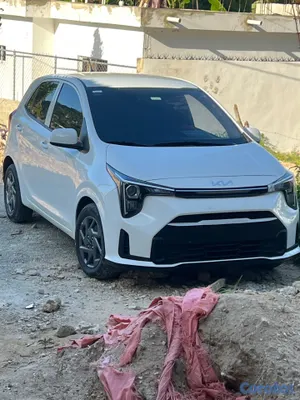 carros - El carro todavía está en garantía mantenimiento al 2