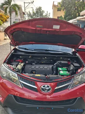 jeepetas y camionetas - Toyota Rav4 año 2014 como nueva  4