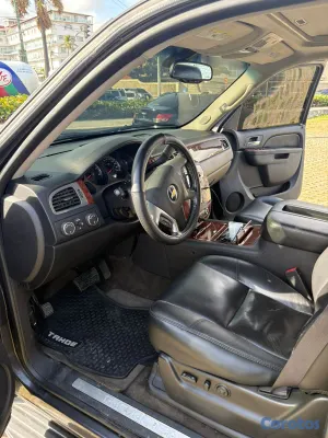 jeepetas y camionetas - CHEVROLET TAHOE LTZ 2011 4X4 DE LA CASA 3