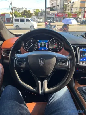 jeepetas y camionetas - Maserati Levante 2017 10