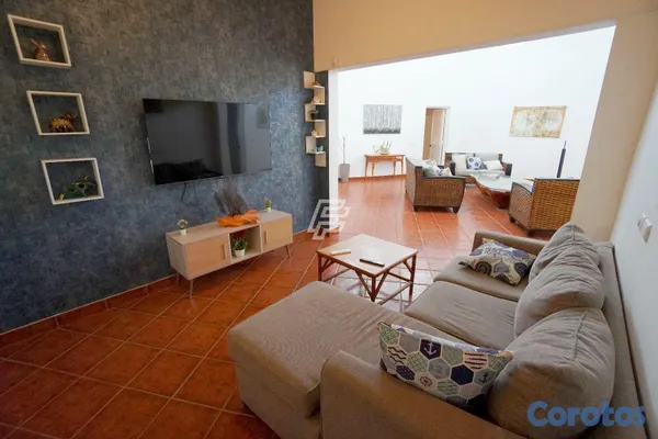 casas vacacionales y villas - Encantadora Villa disponible para adquisición en la exclusiva Playa Bonita 7