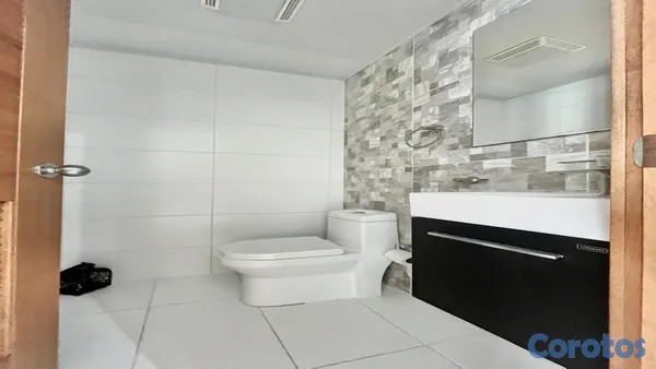 apartamentos - Alquiler Amueblado de Tres Habitaciones en Evaristo Morales 6