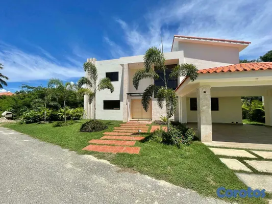 casas vacacionales y villas - Moderna y exclusiva villa nueva a estrenar 10