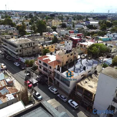 oficinas y locales comerciales - DE VENTA Amplio LOCAL COMERCIAL de Dos Niveles 📍EN 5