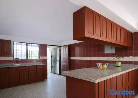 casas - Casa en Venta de Dos Niveles en Miramar 6